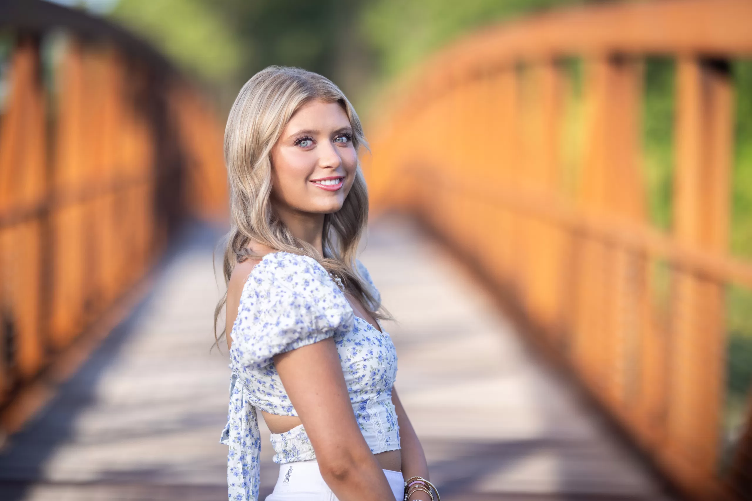 Senior photo, The Woodlands, College Park High School Cavaliers, Portrait, TWHS, The Woodlands High School, The Woodlands Highlanders, Senior Photography, Woodlands Senior Photographer
