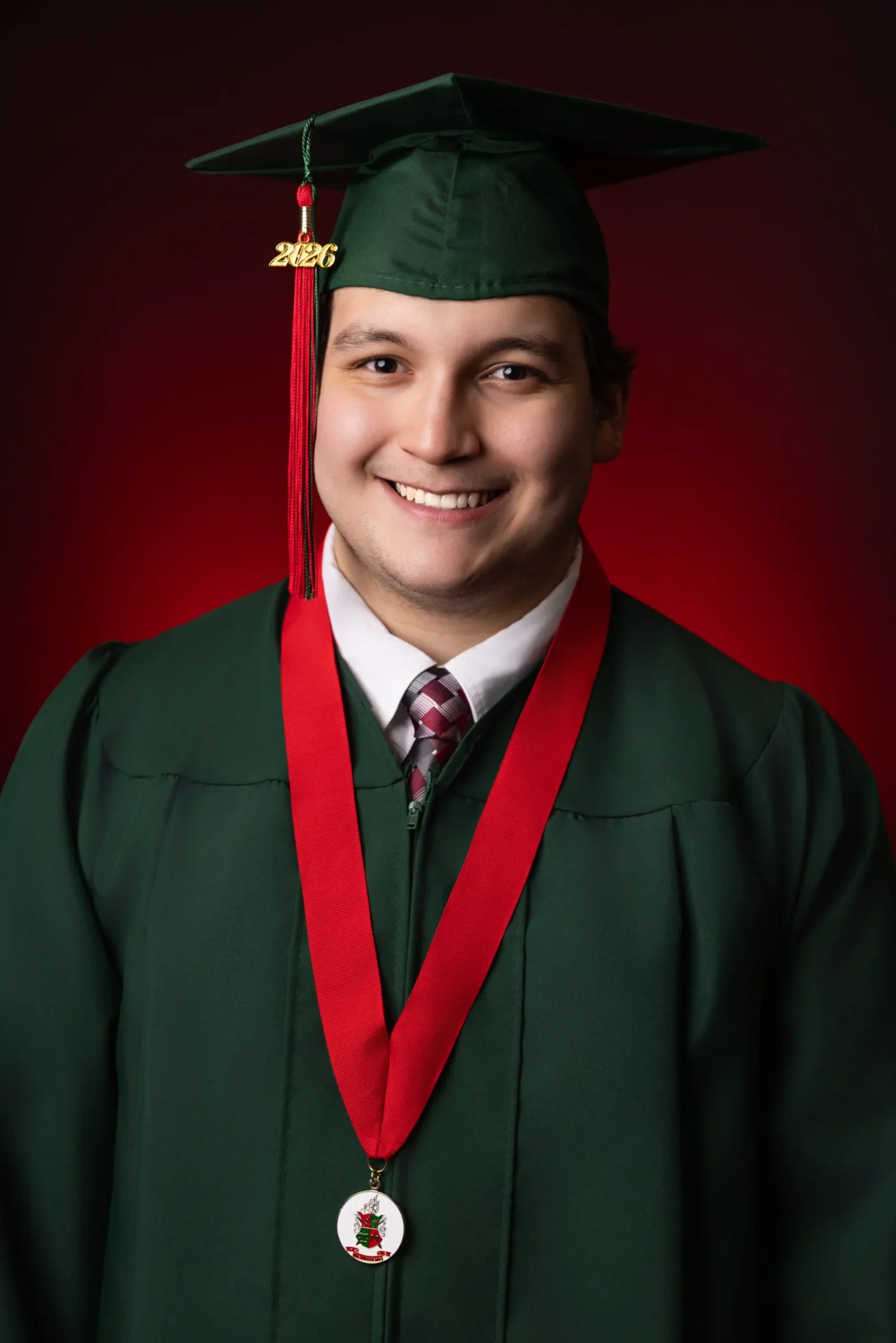 Senior photo, Cap and Gown, The Woodlands, College Park High School Cavaliers, Portrait, TWHS, The Woodlands High School, The Woodlands Highlanders, Senior Photography, Woodlands Senior Photographer